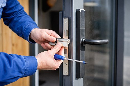 Erkende slotenmaker SINTARSLOTENMAKER met cilinderslot in Antwerpen